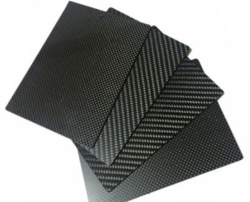 Four diagonal front views of carbon fiber plates Four diagonal front views of carbon fiber plates