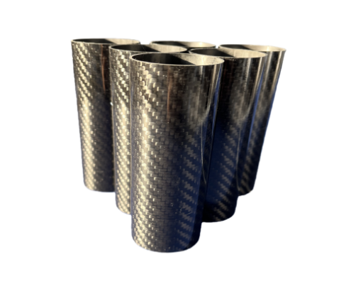 Six high-strength carbon fiber long tubes with a thickness of two millimeters and a diameter of 25mm are vertically stacked together Six high-strength carbon fiber long tubes with a thickness of two millimeters and a diameter of 25mm are vertically stacked together