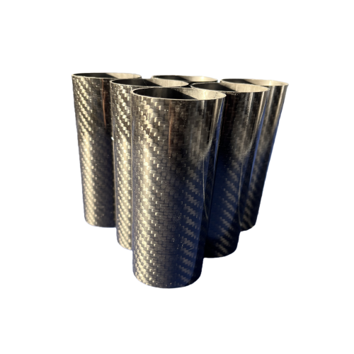 Six high-strength carbon fiber long tubes with a thickness of two millimeters and a diameter of 25mm are vertically stacked together Six high-strength carbon fiber long tubes with a thickness of two millimeters and a diameter of 25mm are vertically stacked together