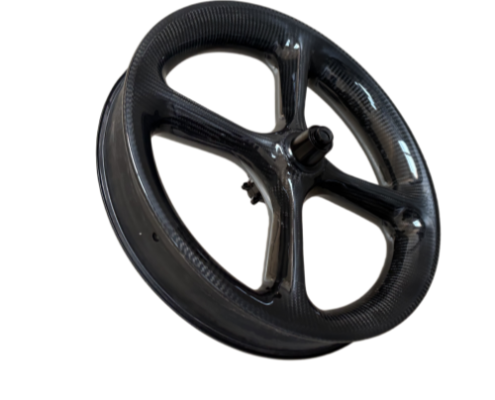 Carbon fiber hub weave Carbon fiber hub weave